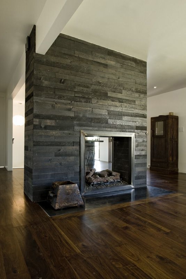 Pallet Room Divider With Rustic Look Pallet Room Divider With Rustic Look