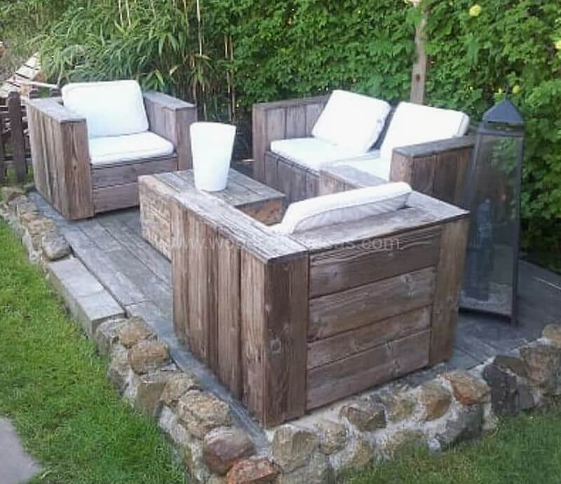 pallets made rustic lounge corner